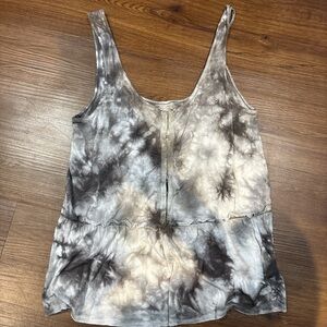 American Eagle Outfitters Black and Gray Tie-Dye Tank Top